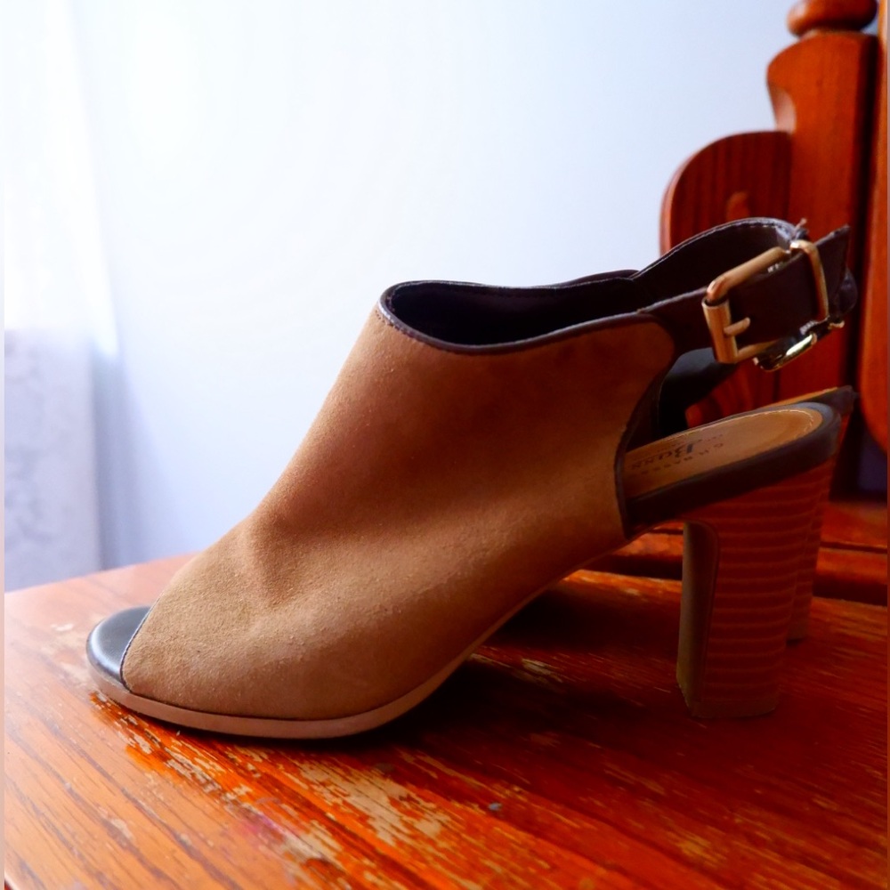 Bass Tan Open-Toe Ankle Booties